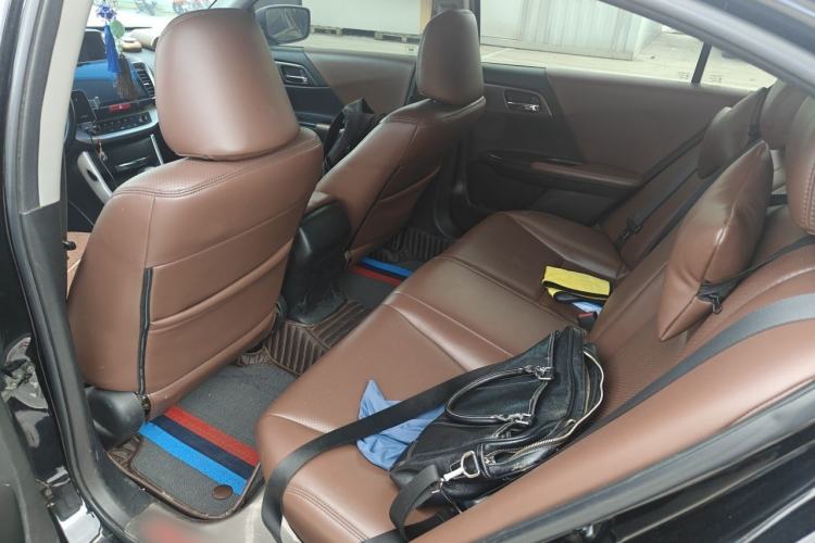 Used Honda Accord 2015 2.0L LX Comfort Edition Left Rear Seat