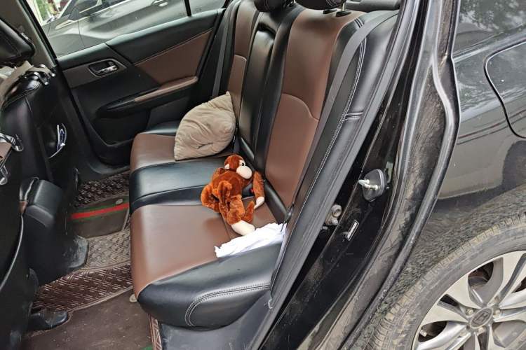 Used Honda Accord 2015 2.0L LX Comfort Edition Left Rear Seat