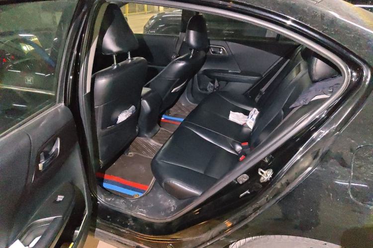 Used Honda Accord 2015 2.0L LX Comfort Edition Left Rear Seat