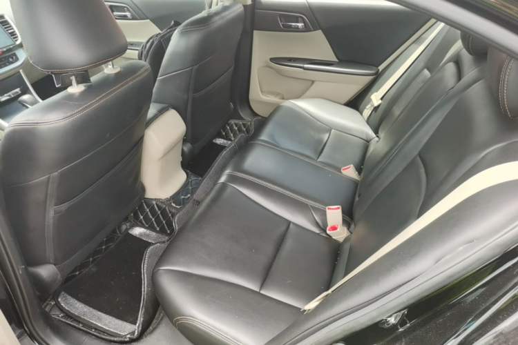 Used Honda Accord 2015 2.0L LX Comfort Edition Left Rear Seat