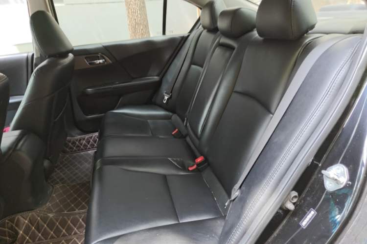 Used Honda Accord 2015 2.0L LXS Elite Edition Left Rear Seat
