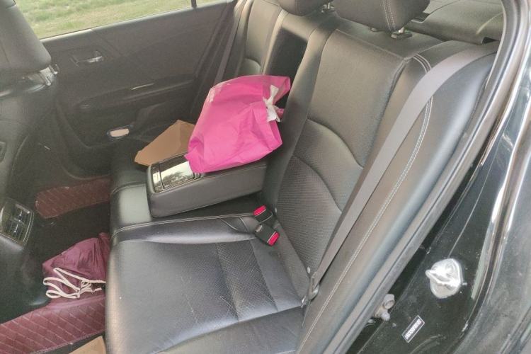 Used Honda Accord 2015 2.4L EX Luxury Edition Left Rear Seat