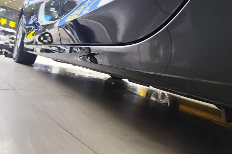 Used Honda Accord 2015 2.0L LX Comfort Edition Left Side Sill