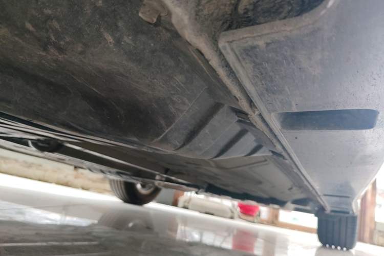 Used Honda Accord 2015 2.0L LX Comfort Edition Left Side Sill