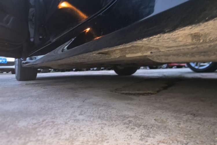 Used Honda Accord 2015 2.0L LXS Elite Edition Left Side Sill