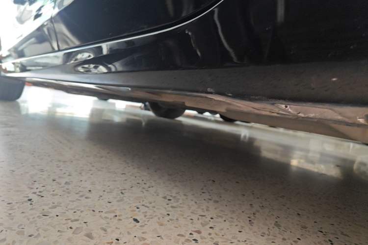 Used Honda Accord 2015 2.0L LXS Elite Edition Left Side Sill