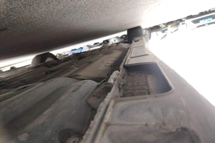 Used Honda Accord 2015 2.0L LX Comfort Edition Left Side Sill