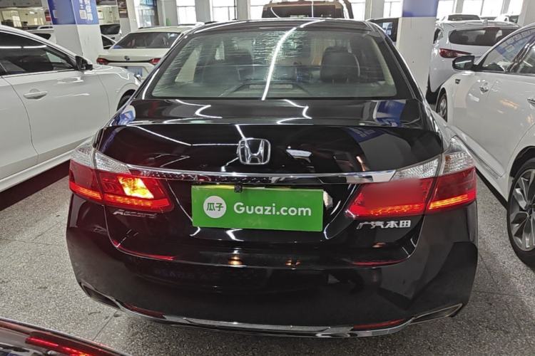 Used Honda Accord 2015 2.0L LX Comfort Edition Rear