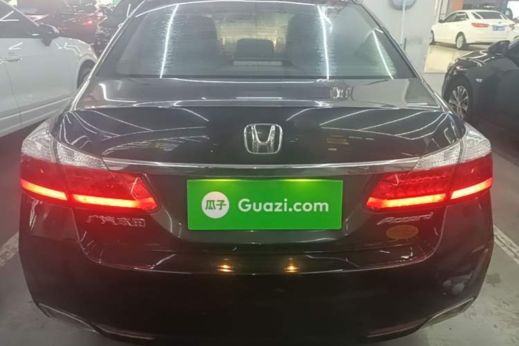 Used Honda Accord 2015 2.0L LX Comfort Edition Rear