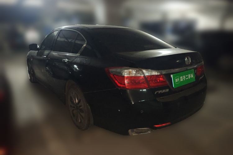Used Honda Accord 2015 2.0L LX Comfort Edition Rear Left 45 Deg