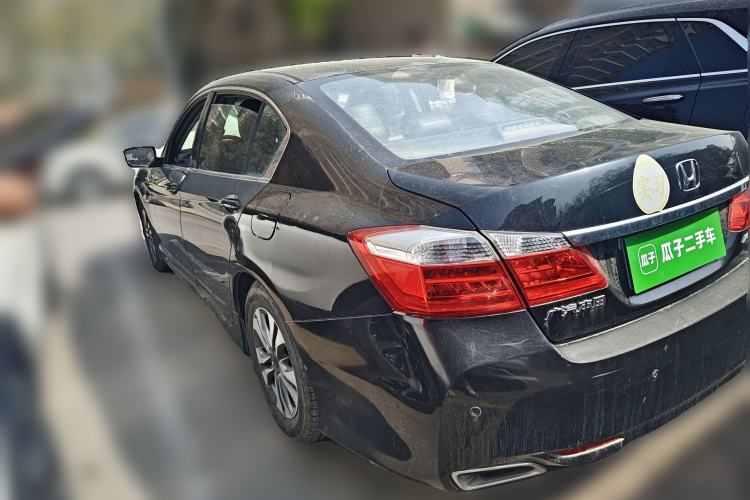 Used Honda Accord 2015 2.0L LX Comfort Edition Rear Left 45 Deg