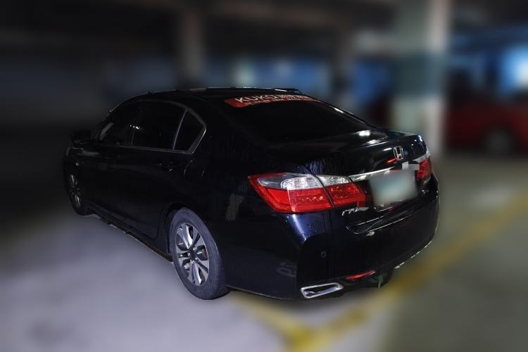 Used Honda Accord 2015 2.0L LXS Elite Edition Rear Left 45 Deg
