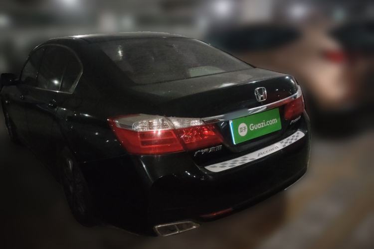 Used Honda Accord 2015 2.0L LX Comfort Edition Rear Left 45 Deg
