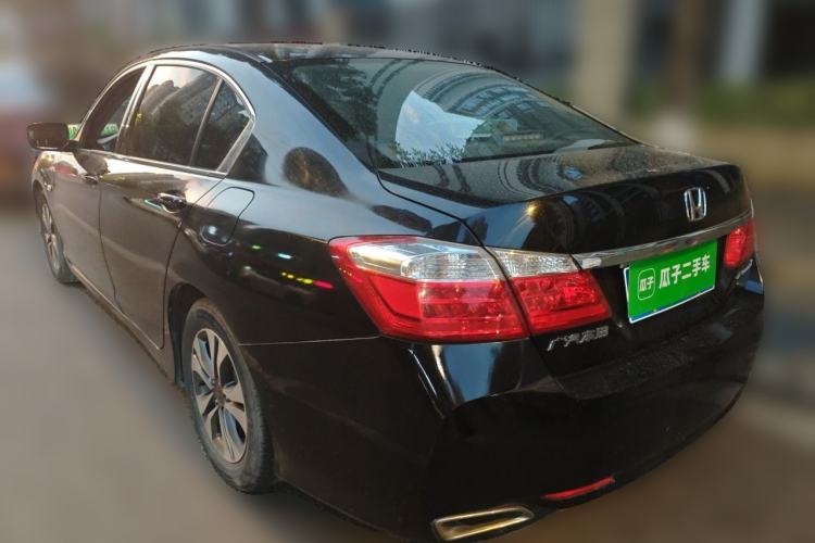 Used Honda Accord 2015 2.0L LXS Elite Edition Rear Left 45 Deg