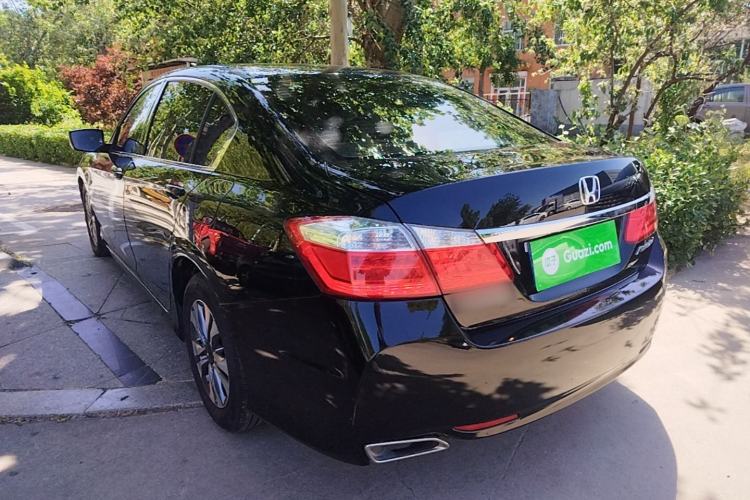 Used Honda Accord 2015 2.0L LX Comfort Edition Rear Left 45 Deg