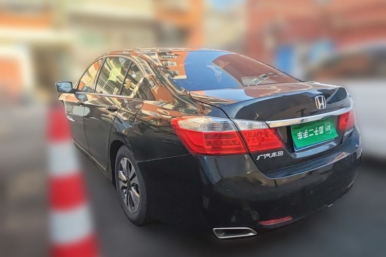 Used Honda Accord 2015 2.0L LX Comfort Edition Rear Left 45 Deg