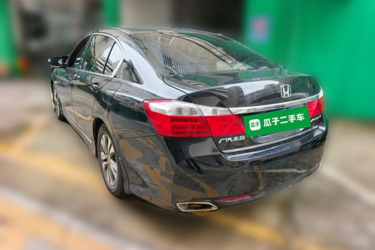 Used Honda Accord 2015 2.0L LXS Elite Edition Rear Left 45 Deg