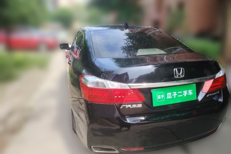 Used Honda Accord 2015 2.0L LX Comfort Edition Rear Left 45 Deg