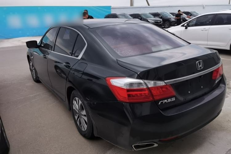 Used Honda Accord 2015 2.0L LX Comfort Edition Rear Left 45 Deg