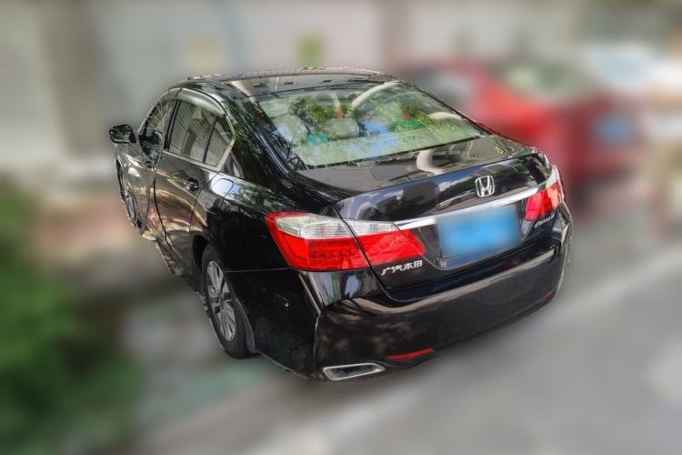 Used Honda Accord 2015 2.0L LX Comfort Edition Rear Left 45 Deg