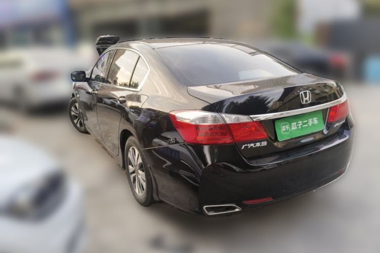 Used Honda Accord 2015 2.0L LX Comfort Edition Rear Left 45 Deg