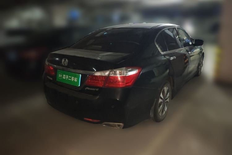 Used Honda Accord 2015 2.0L LX Comfort Edition Rear Right 45 Deg