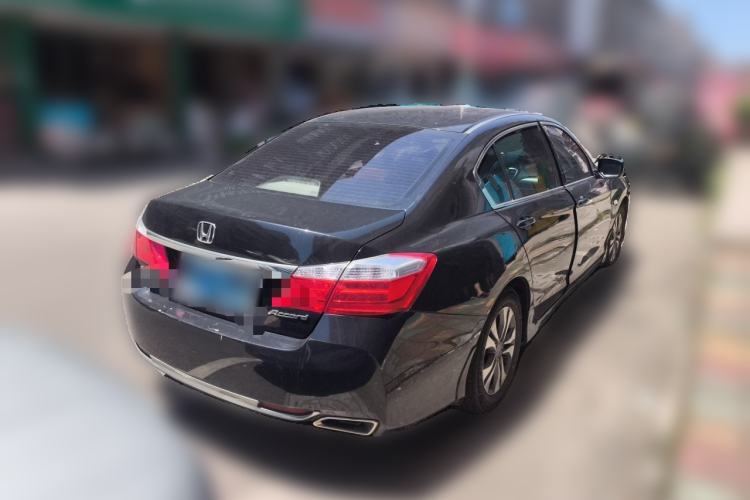 Used Honda Accord 2015 2.0L LX Comfort Edition Rear Right 45 Deg