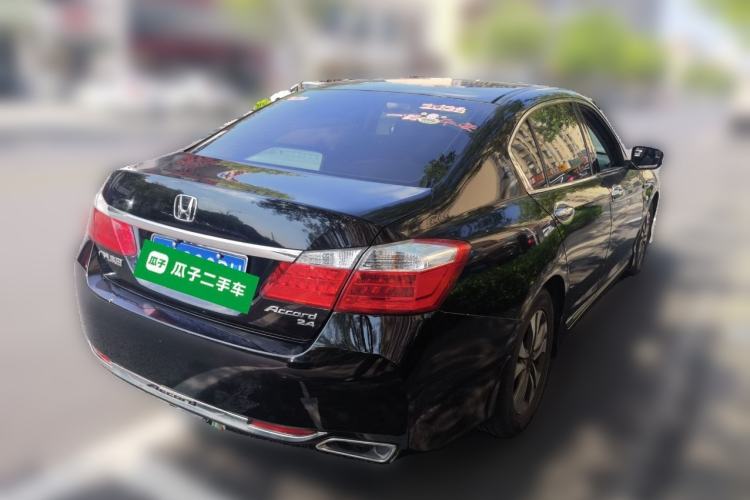 Used Honda Accord 2015 2.0L LX Comfort Edition Rear Right 45 Deg