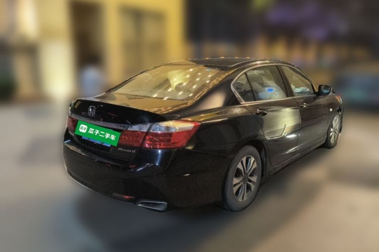 Used Honda Accord 2015 2.0L EX Luxury Edition Rear Right 45 Deg