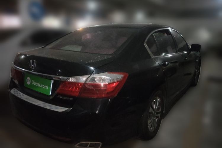 Used Honda Accord 2015 2.0L LX Comfort Edition Rear Right 45 Deg