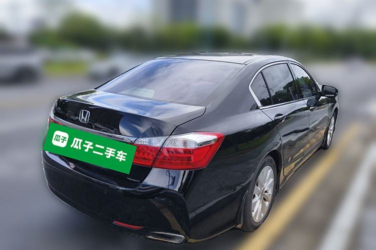 Used Honda Accord 2015 2.4L EX Luxury Edition Rear Right 45 Deg