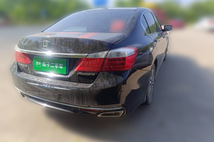 Used Honda Accord 2015 2.0L LX Comfort Edition Rear Right 45 Deg