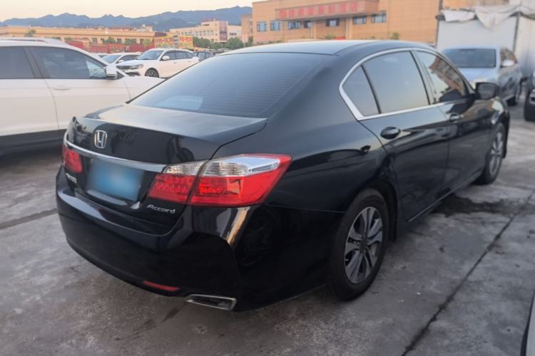 Used Honda Accord 2015 2.0L LXS Elite Edition Rear Right 45 Deg