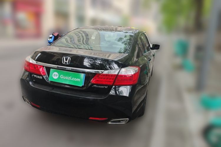 Used Honda Accord 2015 2.0L LX Comfort Edition Rear Right 45 Deg