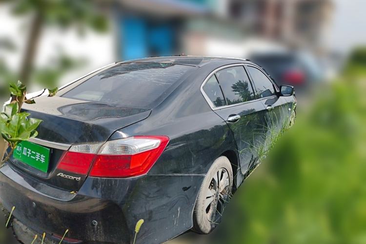 Used Honda Accord 2015 2.0L LXS Elite Edition Rear Right 45 Deg