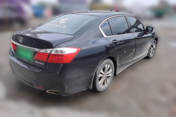 Used Honda Accord 2015 2.0L LX Comfort Edition Rear Right 45 Deg