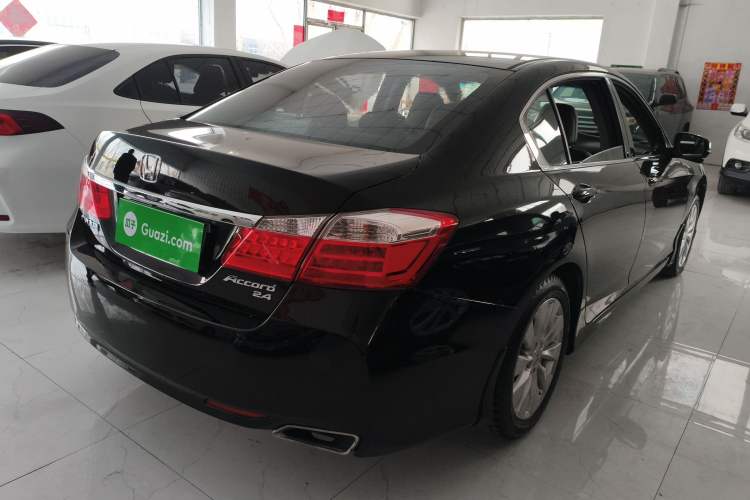 Used Honda Accord 2015 2.4L EX Luxury Edition Rear Right 45 Deg