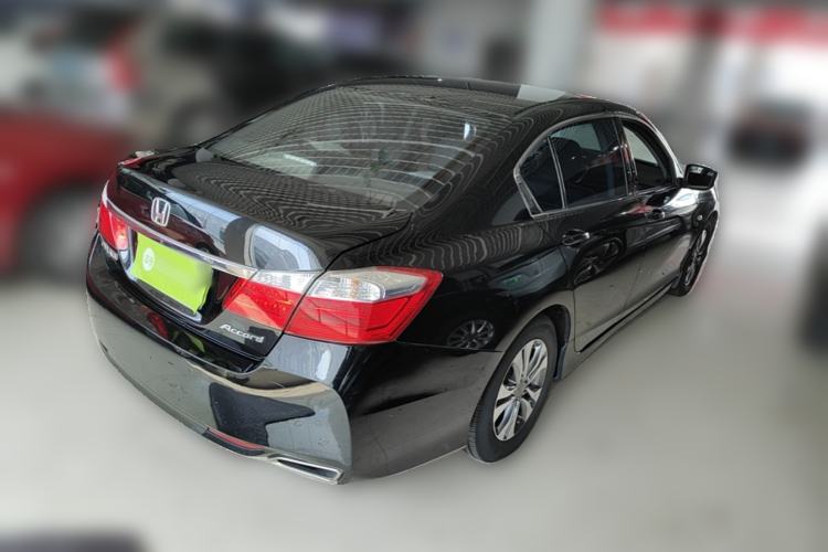 Used Honda Accord 2015 2.0L EX Luxury Edition Rear Right 45 Deg