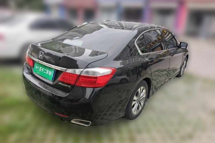 Used Honda Accord 2015 2.0L LXS Elite Edition Rear Right 45 Deg