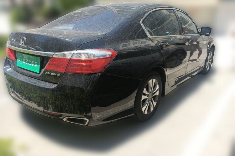 Used Honda Accord 2015 2.0L LX Comfort Edition Rear Right 45 Deg