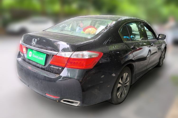Used Honda Accord 2015 2.0L LX Comfort Edition Rear Right 45 Deg