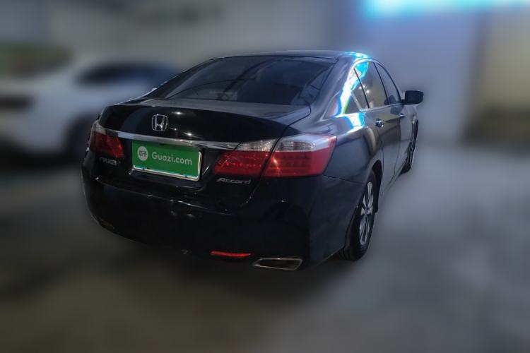 Used Honda Accord 2015 2.0L EX Luxury Edition Rear Right 45 Deg