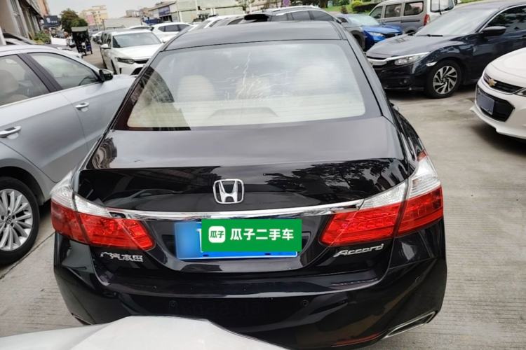 Used Honda Accord 2015 2.0L LX Comfort Edition Rear