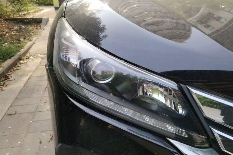 Used Honda Accord 2015 2.0L LX Comfort Edition Right Front Headlight