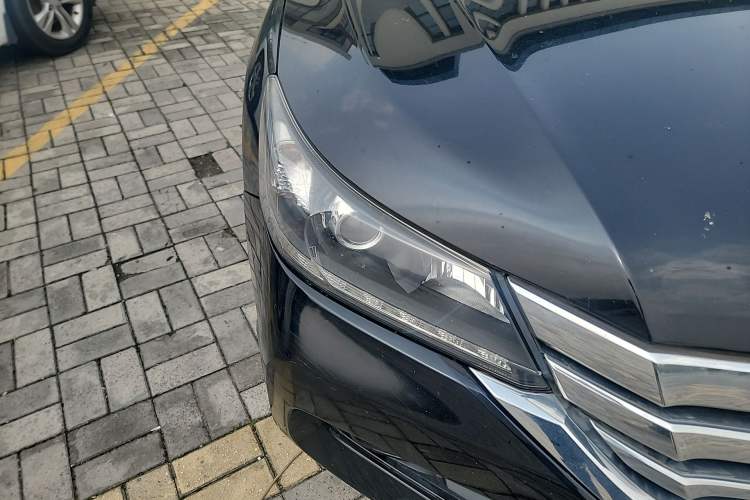 Used Honda Accord 2015 2.0L LXS Elite Edition Right Front Headlight