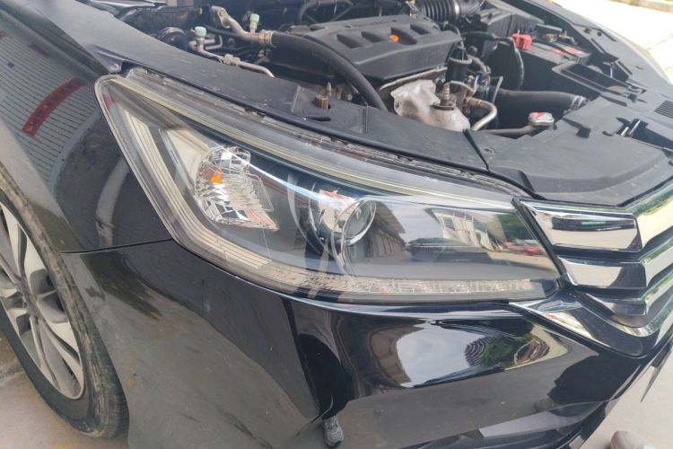 Used Honda Accord 2015 2.0L LX Comfort Edition Right Front Headlight