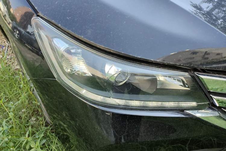 Used Honda Accord 2015 2.0L LX Comfort Edition Right Front Headlight