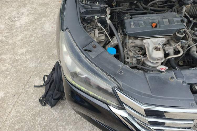 Used Honda Accord 2015 2.0L LXS Elite Edition Right Front Headlight