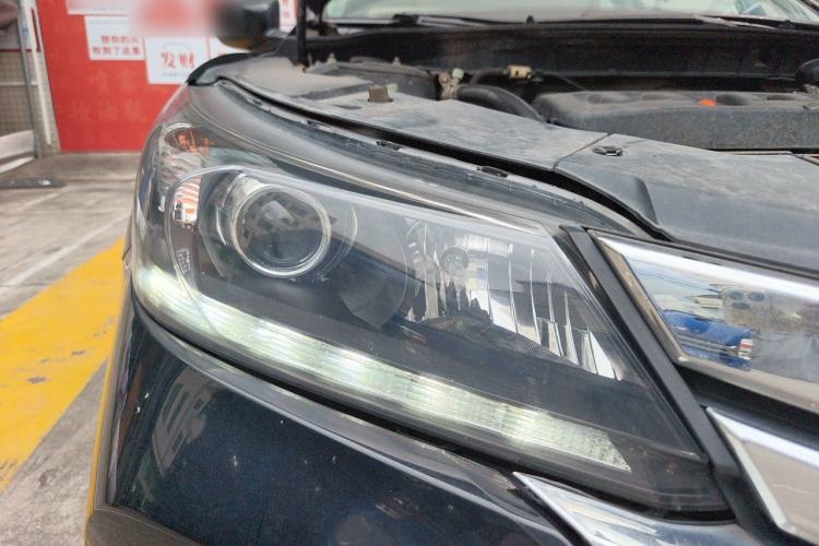Used Honda Accord 2015 2.0L LX Comfort Edition Right Front Headlight