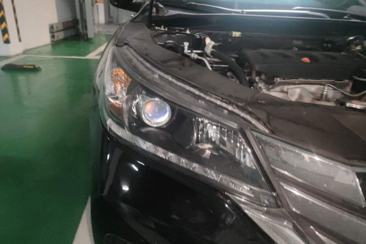 Used Honda Accord 2015 2.0L LX Comfort Edition Right Front Headlight